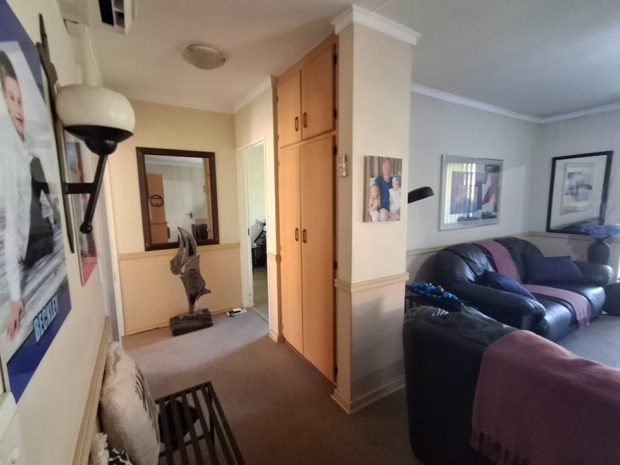 2 Bedroom Property for Sale in Fleurdal Free State